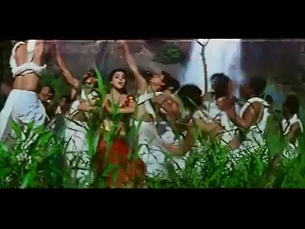 The Case Of Shahrukh Missing During The Waterfall Portion In The Song