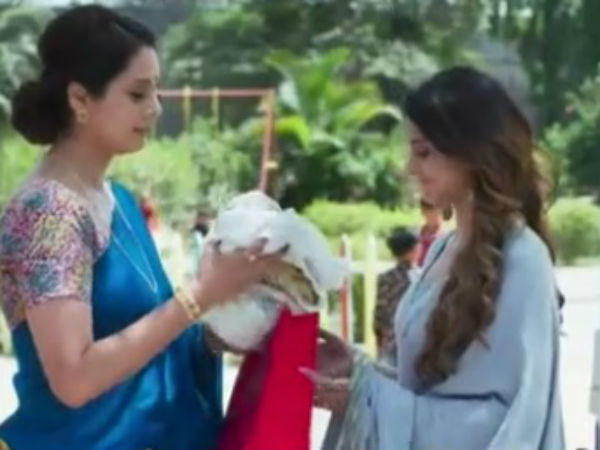Sakshi Gives Pooja’s Sari To Zoya