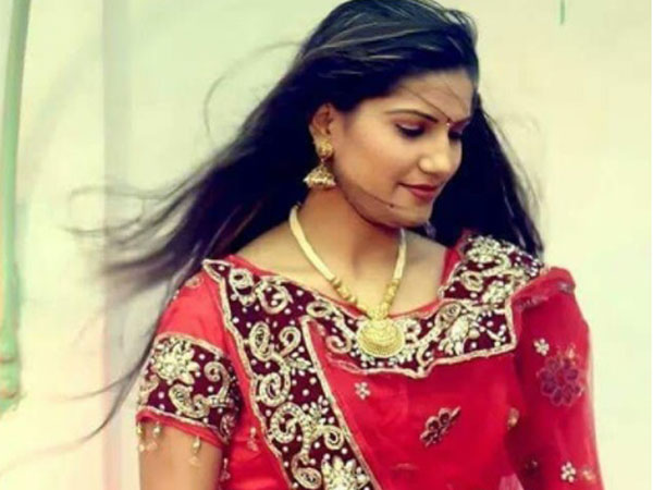 Sapna Is A Popular Singer-Dancer
