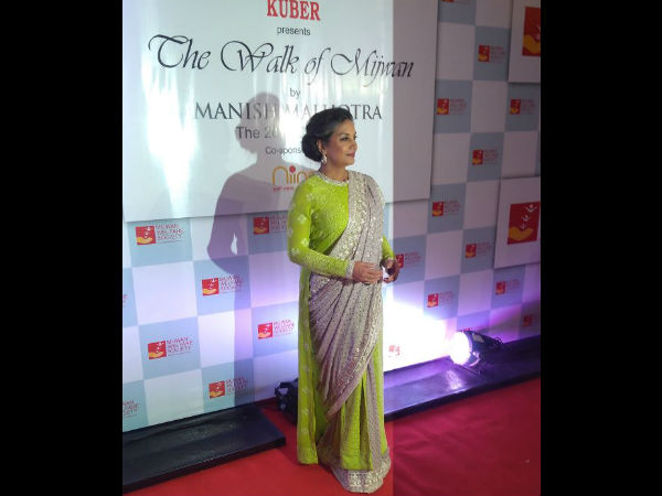 Shabana Azmi Poses For The Media Shabana Azmi Poses For The Media