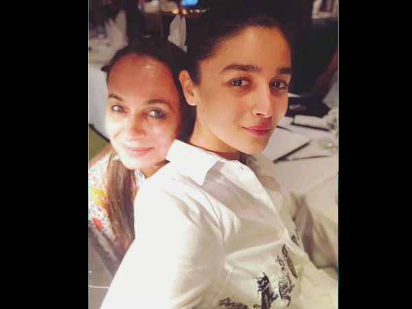 Soni Razdan On Difference Between Star-Kids & Non Star-Kids Soni Razdan On Difference Between Star-Kids & Non Star-Kids