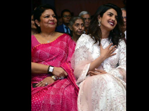 Priyanka Says Social Welfare Is Not Only Celebrity's Responsibility Priyanka Says Social Welfare Is Not Only Celebrity's Responsibility