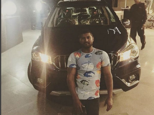 Vinod's Journey To The Gateway of India Has Been Postponed Vinod's Journey To The Gateway of India Has Been Postponed