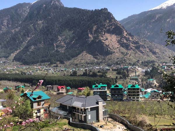 Here's How Manali's House Came Into The Picture