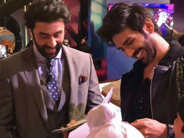 Two Hotties In One Frame! Two Hotties In One Frame!