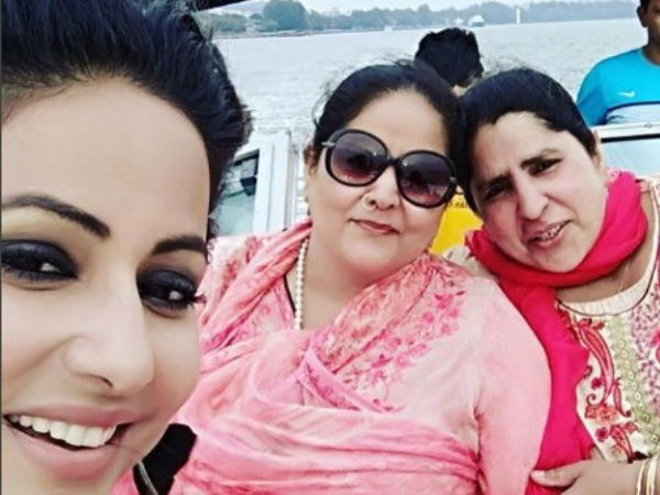 Hina With Her Mom & Maasi