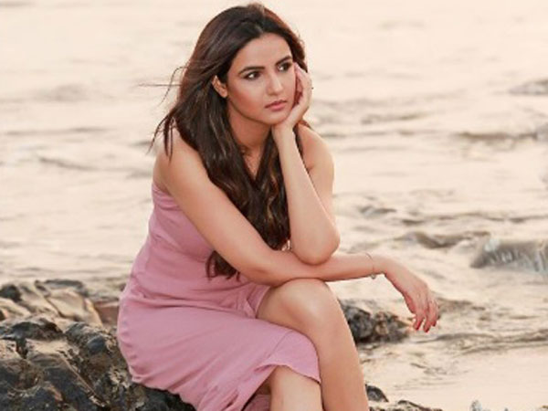 Jasmin Has Major Phobia Of Height & Water