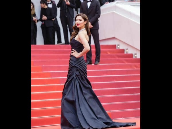 Too Pretty To Handle