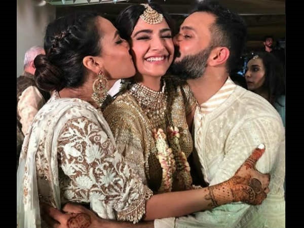 The Secret Behind Sonam's Dreamy Look The Secret Behind Sonam's Dreamy Look