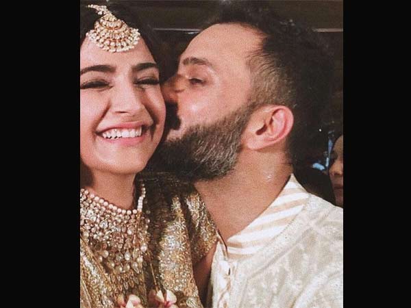 Sonam Kapoor's Date Of Birth