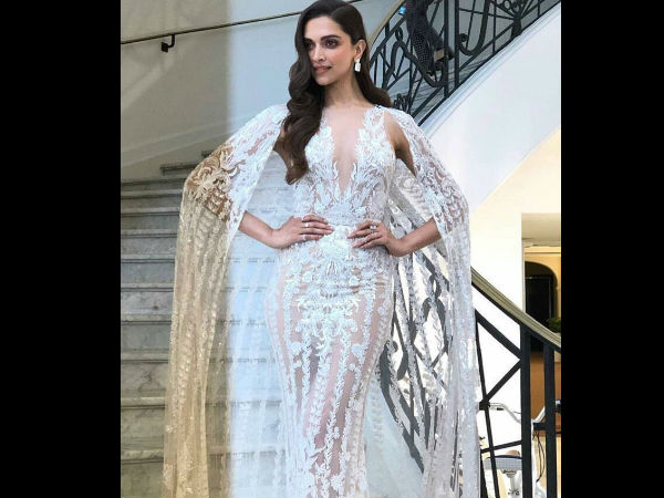 Deepika Looks Angelic! Deepika Looks Angelic!