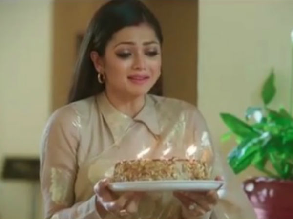 Nandini Miss Meeting Mouli