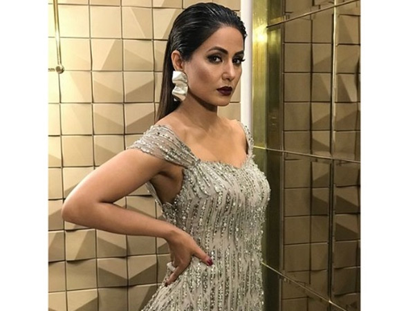 Hina Khan – Stylish Diva Award