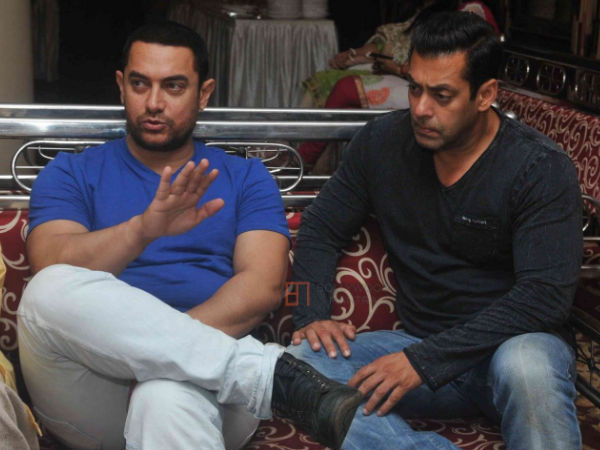Wait, What! Did Salman Just Break Aamir Khan's Record? Wait, What! Did Salman Just Break Aamir Khan's Record?
