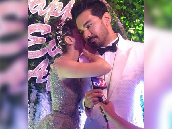 Rubinav’s Mumbai Wedding Reception Rubinav’s Mumbai Wedding Reception