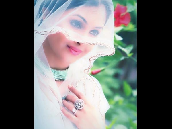 ‘Sharam & Culture Aankhon Mein Hote Hain’