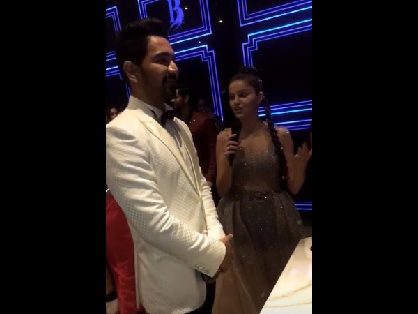 Abhinav & Rubina Exchanging ‘Special’ Vows