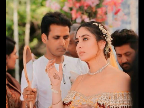 Kareena Looks Ethereal