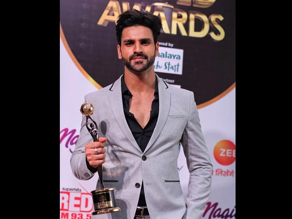 Vivek Trolled For Bagging Fit Actor Award
