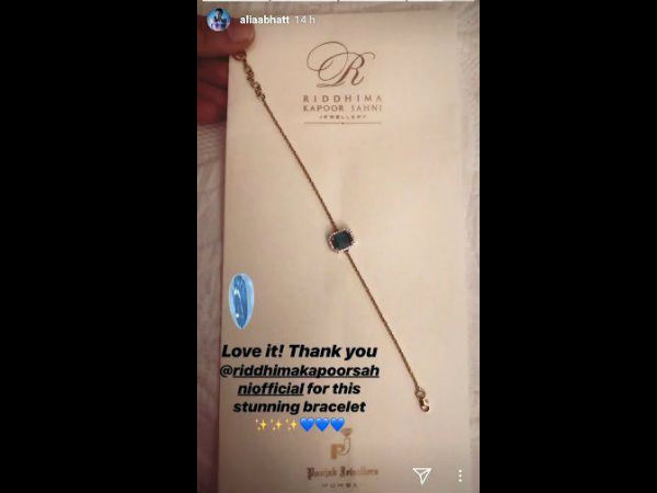 Riddhima's Gift To Alia Added More Fuel To Fire 