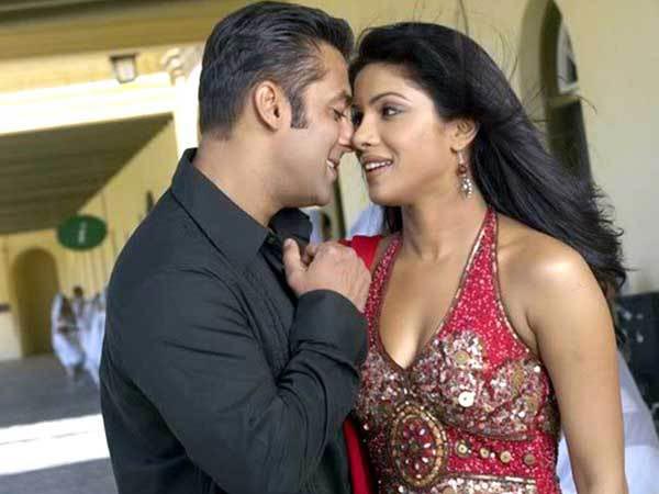Salman & Priyanka To Shoot A Holi Song!