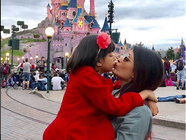 Aishwarya-Aaradhya's Picture Is All Things Love