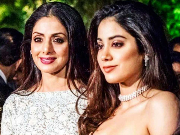 Janhvi On Constantly Being Compared To Her Mother Janhvi On Constantly Being Compared To Her Mother