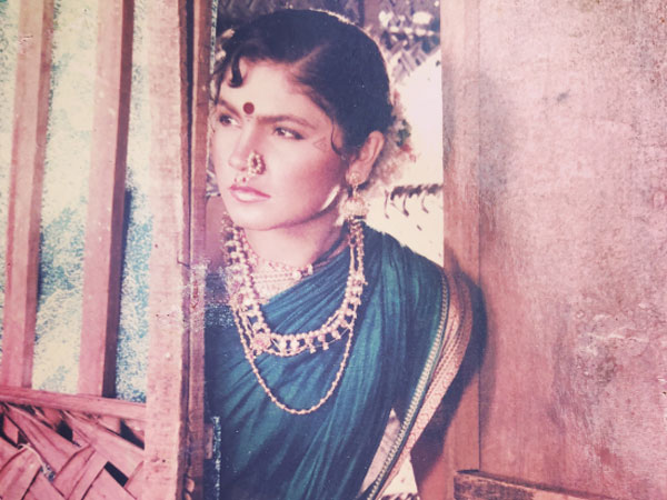 Pooja Bhatt Galyan Sankli Sonyachi Dil Hai Ki Manta Nahin Pooja Bhatt Galyan Sankli Sonyachi Dil Hai Ki Manta Nahin