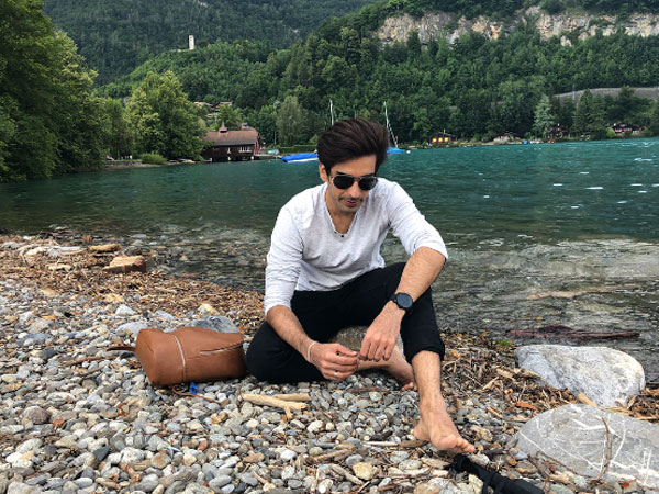 Mohit Is On A Digital Detox Mohit Is On A Digital Detox