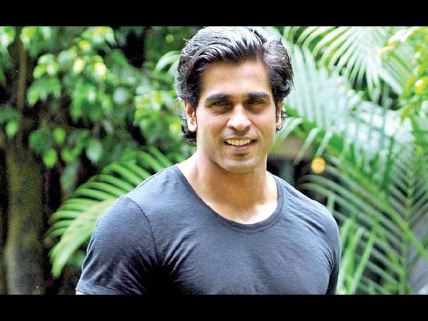 Rajeev Pillai To Play Richa's Love Interest Rajeev Pillai To Play Richa's Love Interest