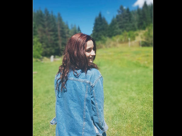 Alia Is Happy To Be Back At Brahmastra Set Too Alia Is Happy To Be Back At Brahmastra Set Too