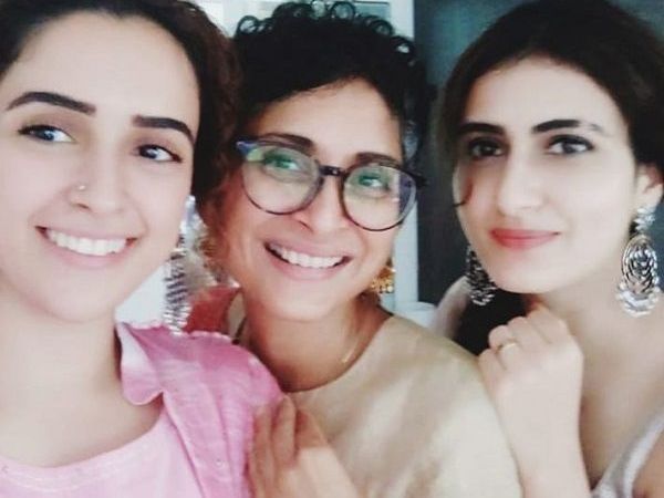 Kiran Rao With The Dangal Girls