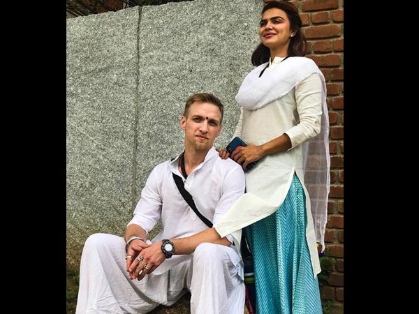 Brent Quotes Sadhguru 