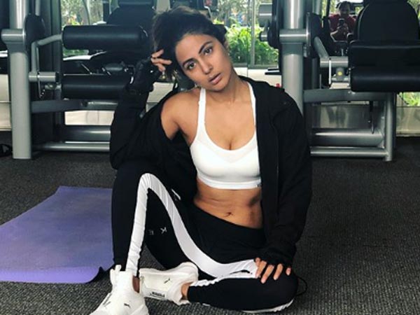 Did Hina Delete Negative Comments?