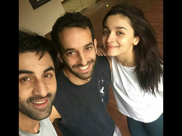 Ranbir Asks A Question To Karan