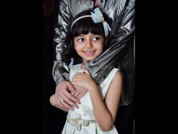 Aaradhya Caught The Screening Of Fanney Khan