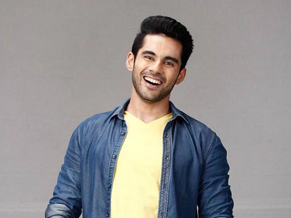 Abhishek Looks Forward To The Breaking Of Dahi Handi 