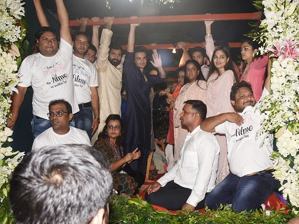 On Their Way Towards The Idol Immersion On Their Way Towards The Idol Immersion