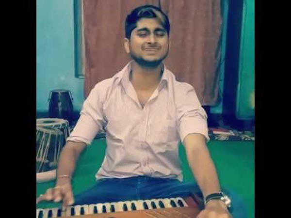 Young Bihari Singer Young Bihari Singer