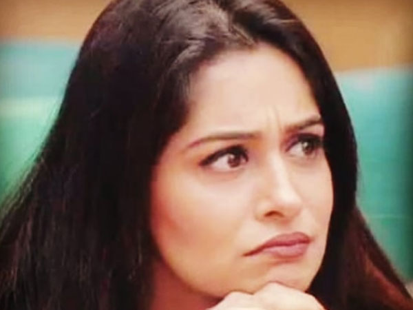 Urvashi Vani Has A Fan In The House Urvashi Vani Has A Fan In The House