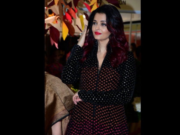 Meanwhile, Aishwarya's Hubby Is All Praise About Aishwarya Rai Bachchan Meanwhile, Aishwarya's Hubby Is All Praise About Aishwarya Rai Bachchan