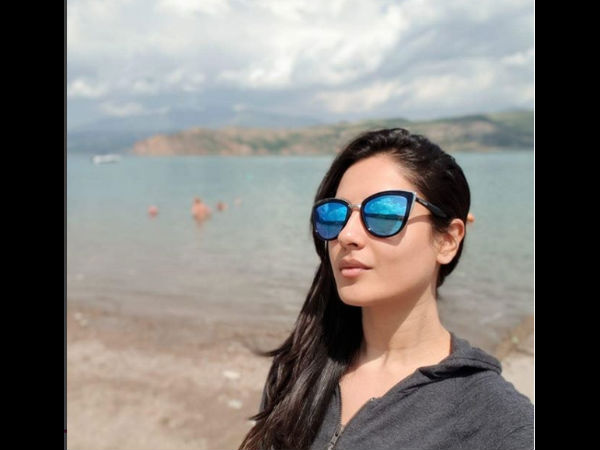 Pooja Banerjee Thanks Her Husband For Mentoring Her 