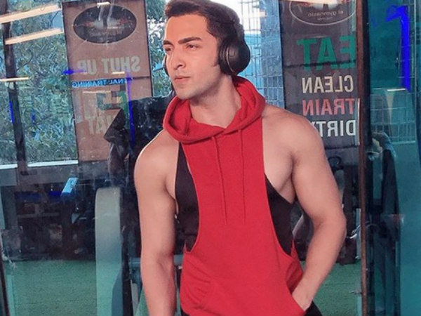 Rohit Calls Surbhi A Dhamaka