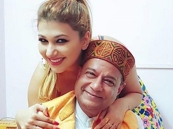  Bigg Boss 12 Scripted Their Relationship