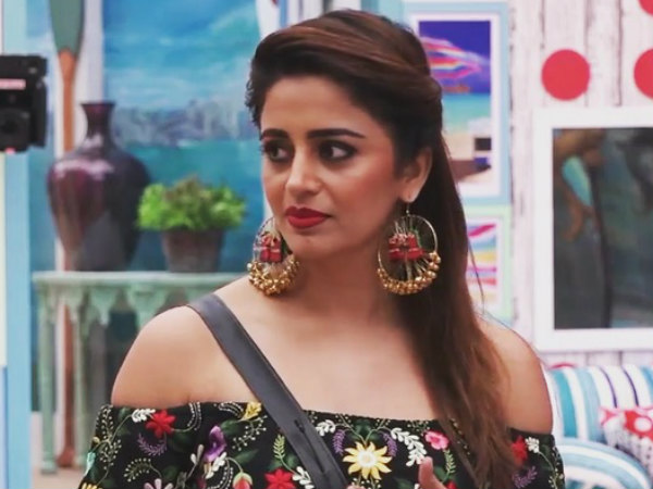 Neha Dedicates ‘Kya Hua Tera Wada’ To Sreesanth! Neha Dedicates ‘Kya Hua Tera Wada’ To Sreesanth!