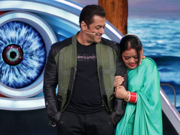 Salman’s Cute Expression When Bharti Says He Is Her Husband!