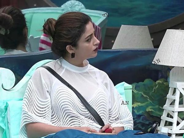 Neha Demands Luxuries