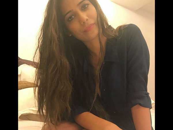 Poonam Contradicts Her Own Statement 