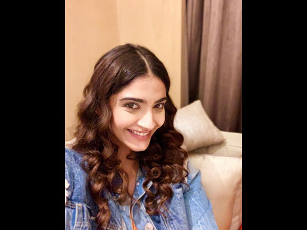 Fans React To Sonam's Post And Trolled Her Massively Fans React To Sonam's Post And Trolled Her Massively