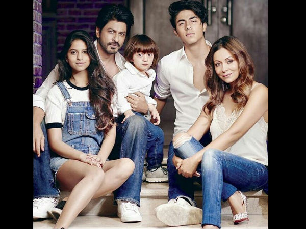 So How Does She Express Her Love To SRK?